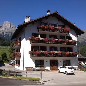 Garnì Mariolina Bed & Breakfast